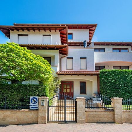 Sekli Apartman 巴拉通雷勒 外观 照片